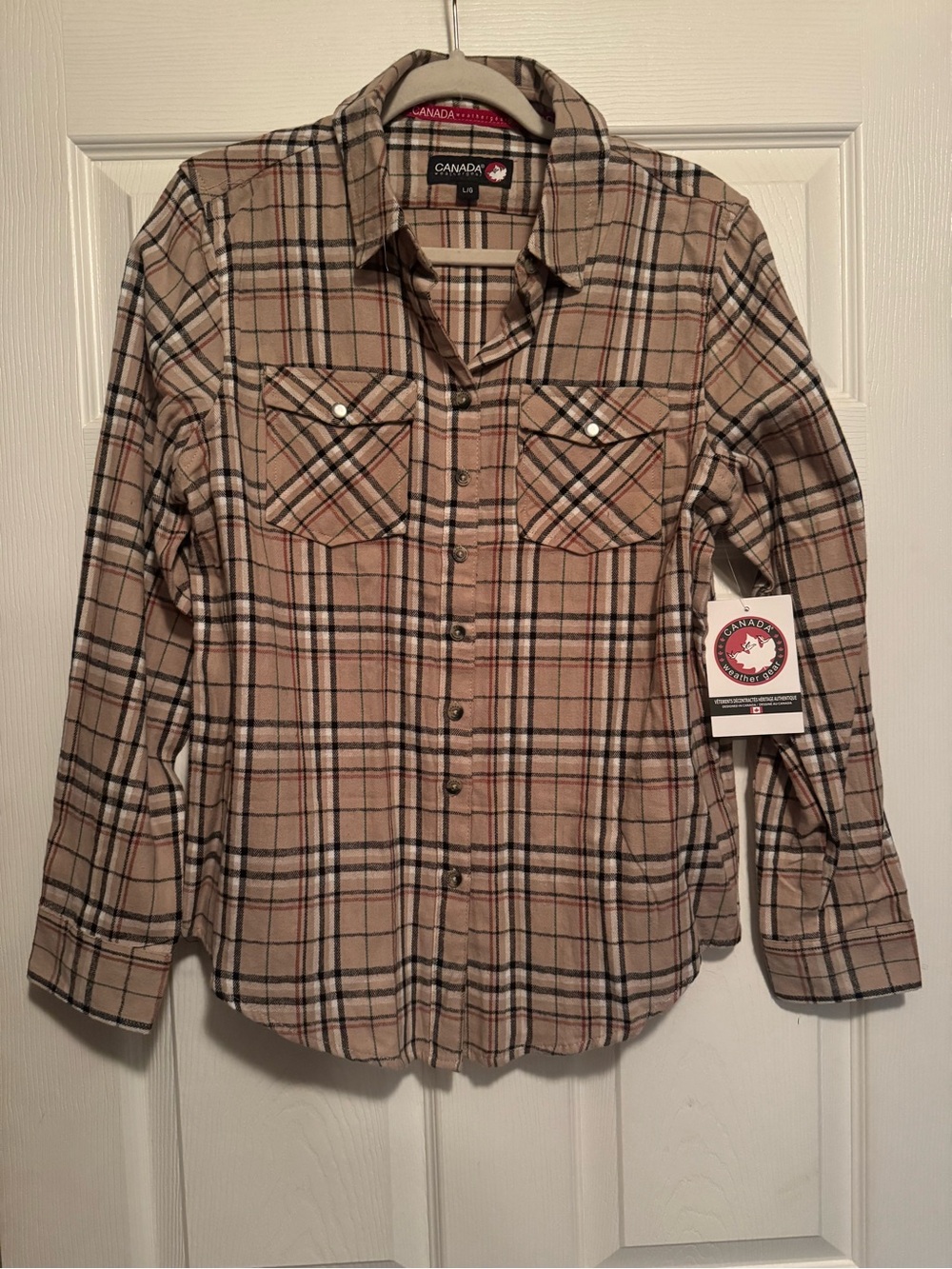 NWT CANADA WEATHER GEAR Women's Sz Large Beige Plaid Button-Down Shirt